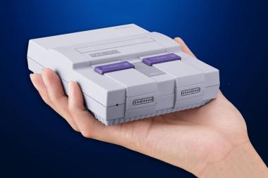  :    Super NES Classic  