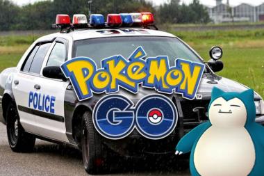 ארה"ב: שני שוטרים פוטרו בגלל ששיחקו Pokemon Go במקום לעצור שוד