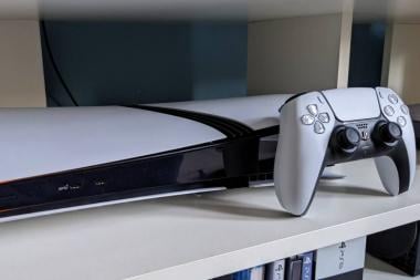  ? Sony        -PlayStation 5