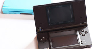 - DSi  