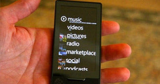 Zune HD   ?